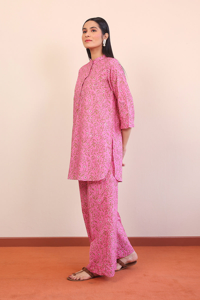 pink
