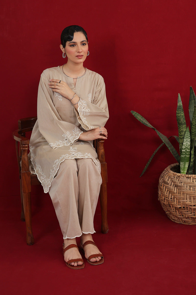 beige