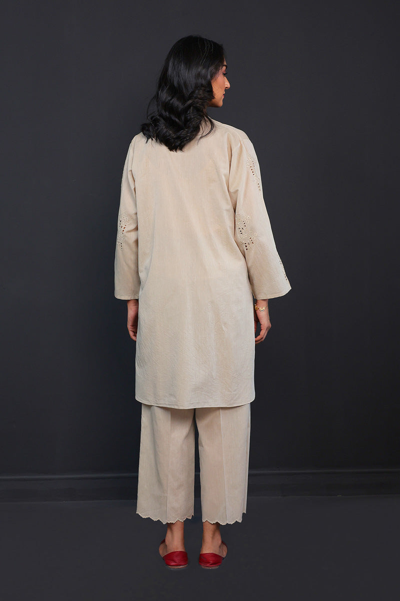 beige
