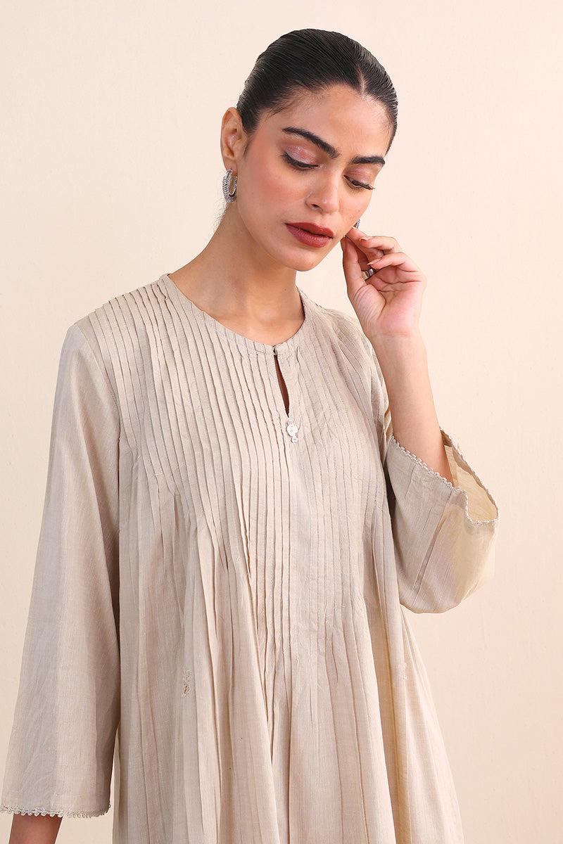 beige