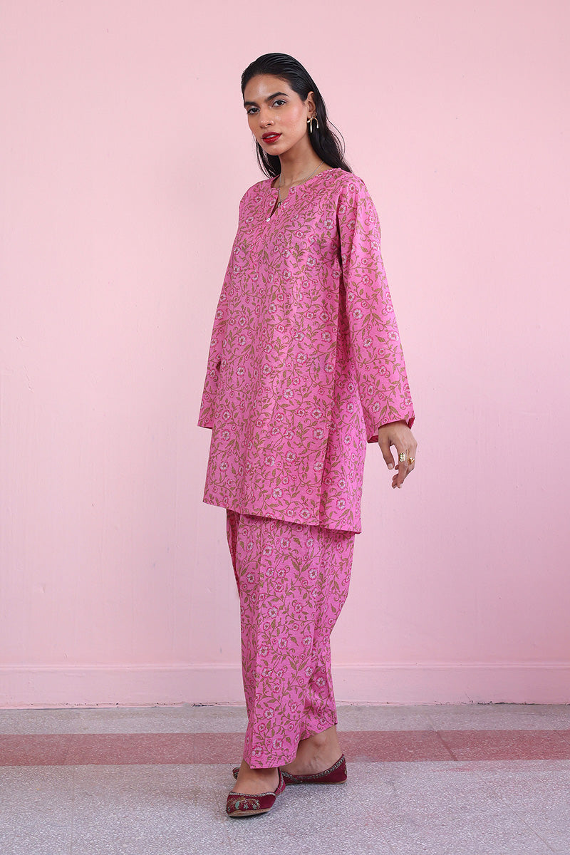 pink