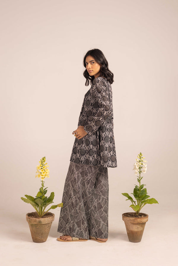 Nandana Craved Kurti