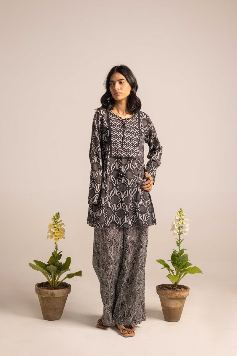 Nandana Craved Kurti