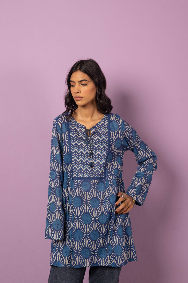 Nandana Craved Kurti