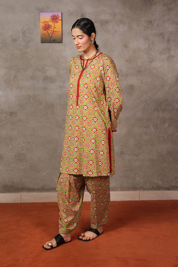 Serai Patterned Ensemble