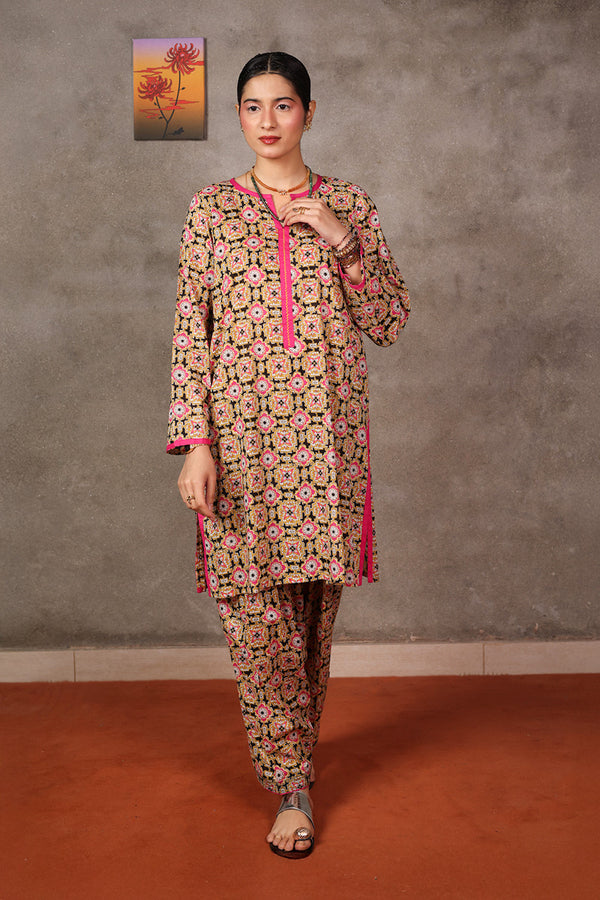 Serai Patterned Ensemble