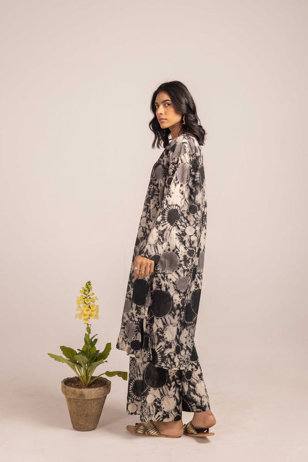 Dip Shibori Spotlight Duo