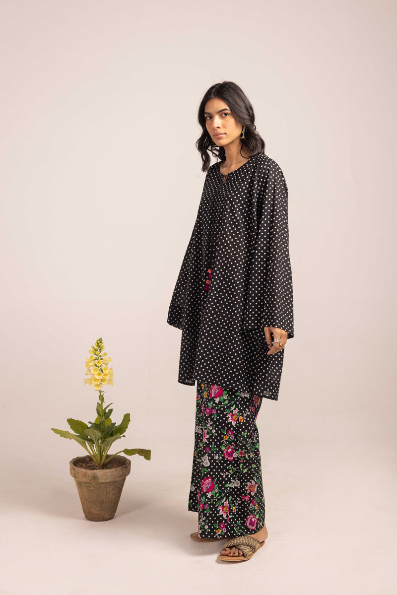 Tasseled Gardenia Ensemble