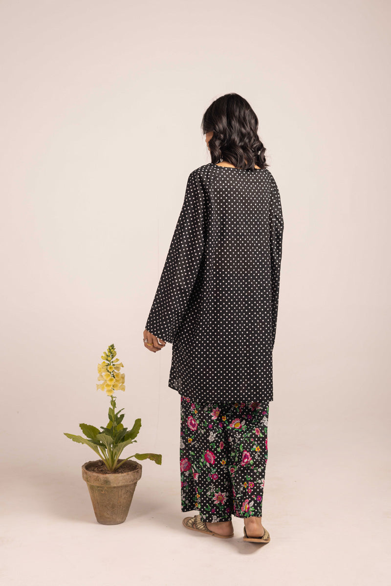 Tasseled Gardenia Ensemble