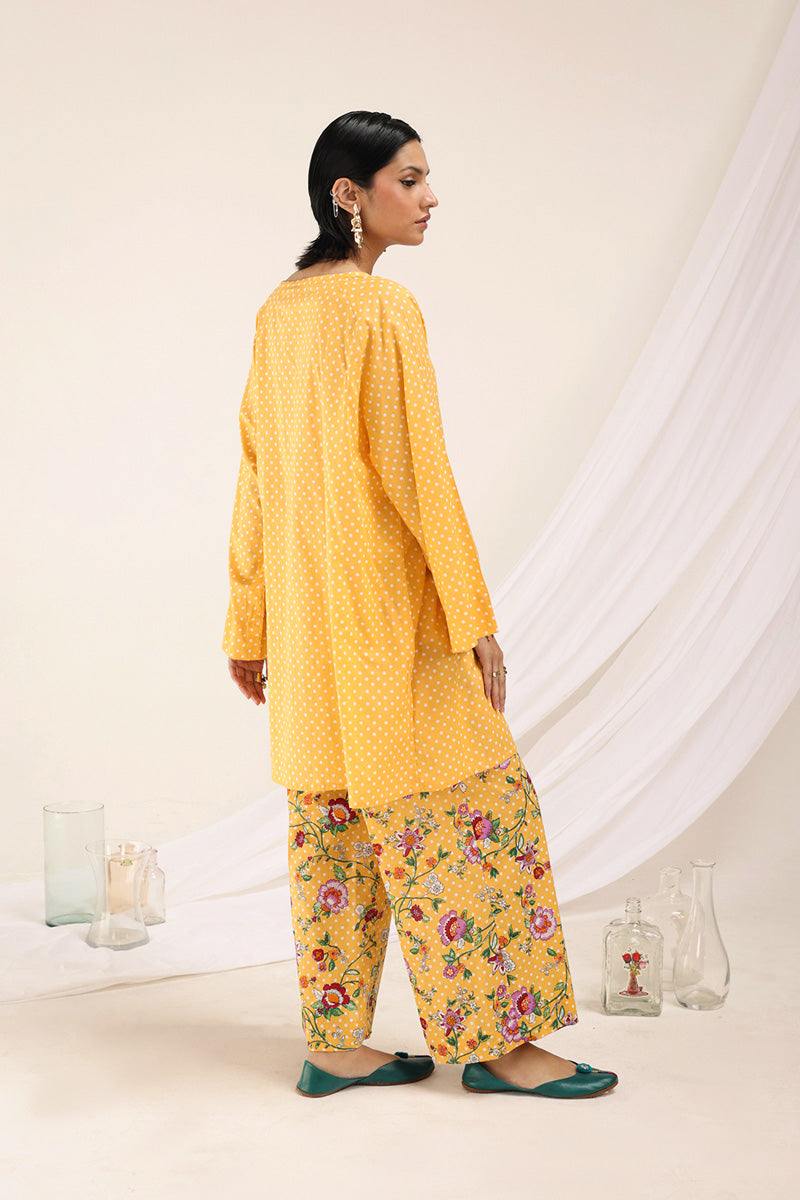 Tasseled Gardenia Ensemble