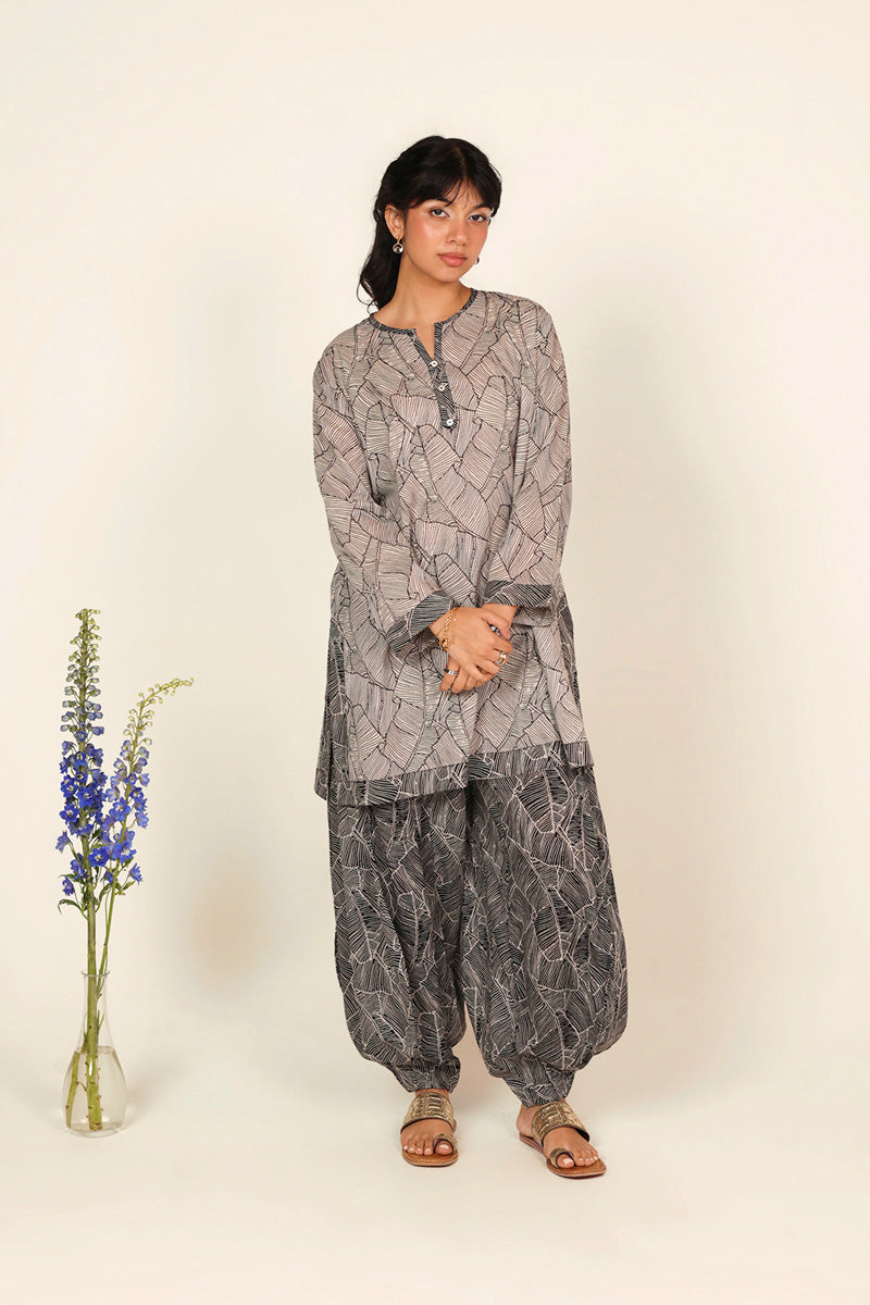 Foliage Rosette Ensemble