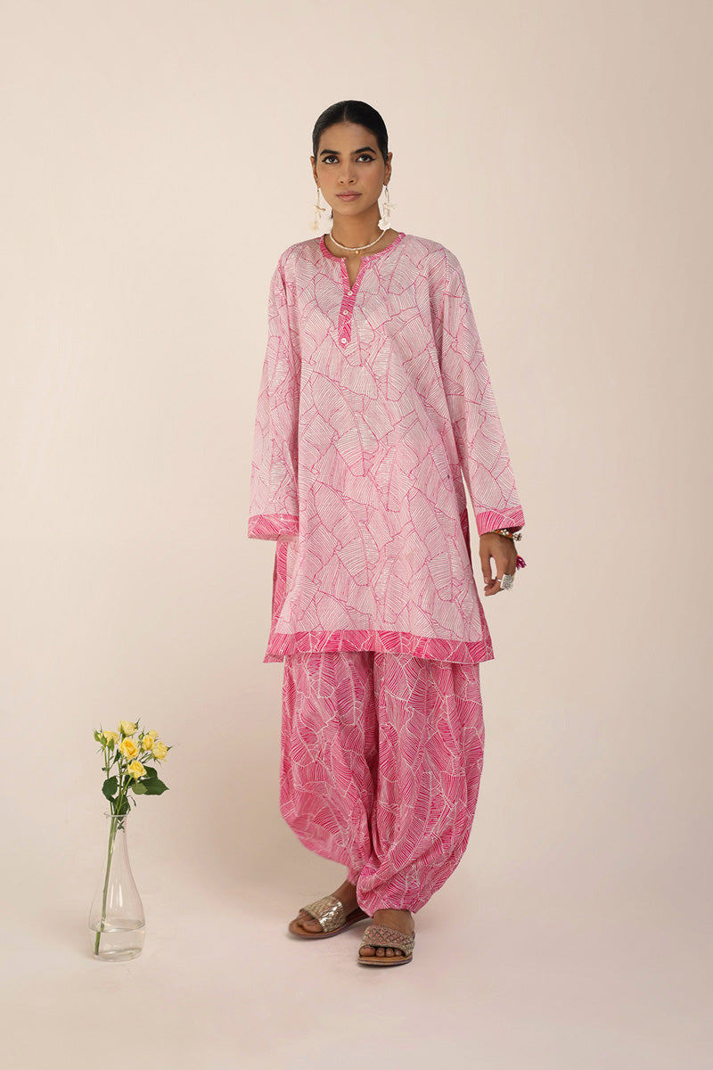Foliage Rosette Ensemble