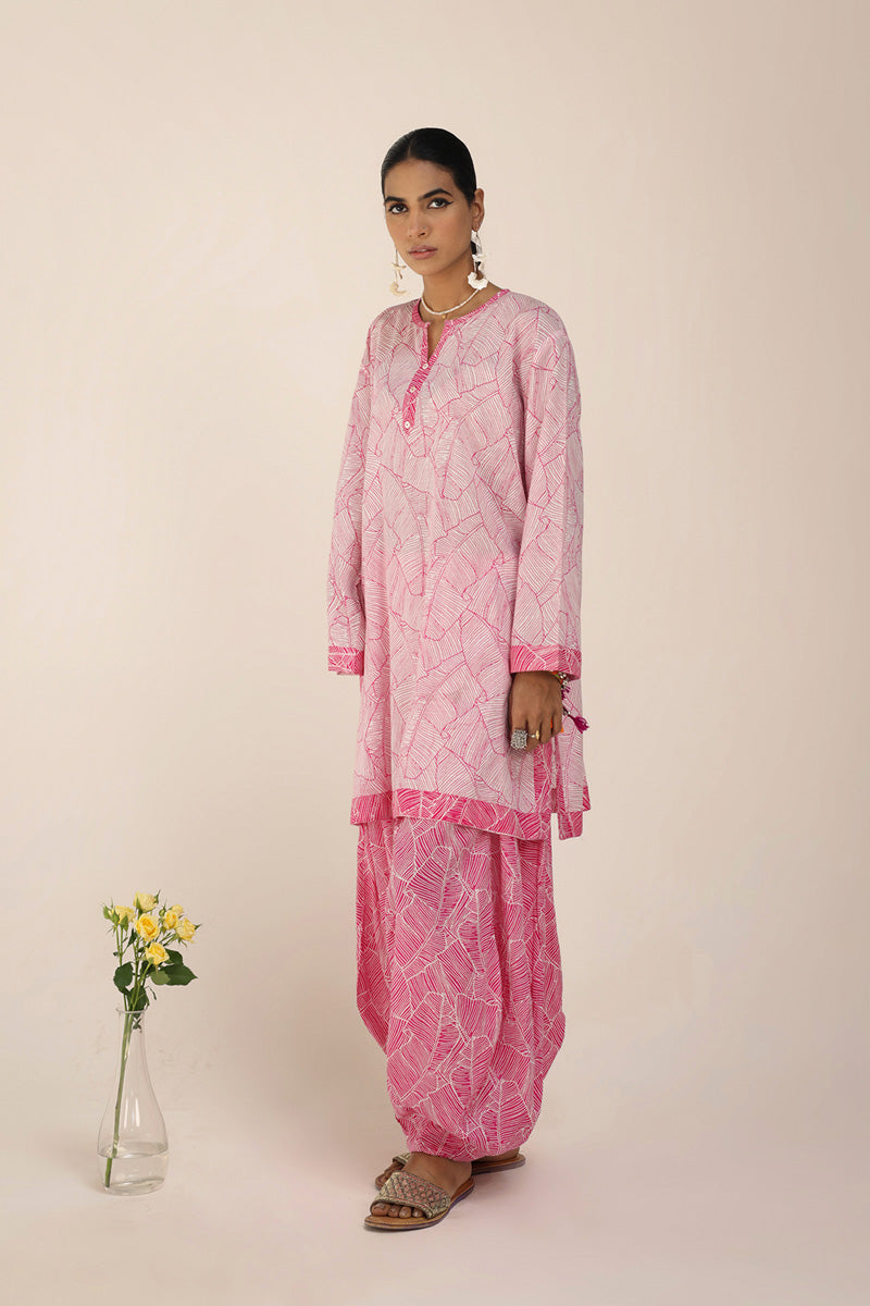 Foliage Rosette Ensemble