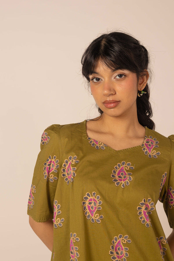 Zarnoor Gotta Glow Suit