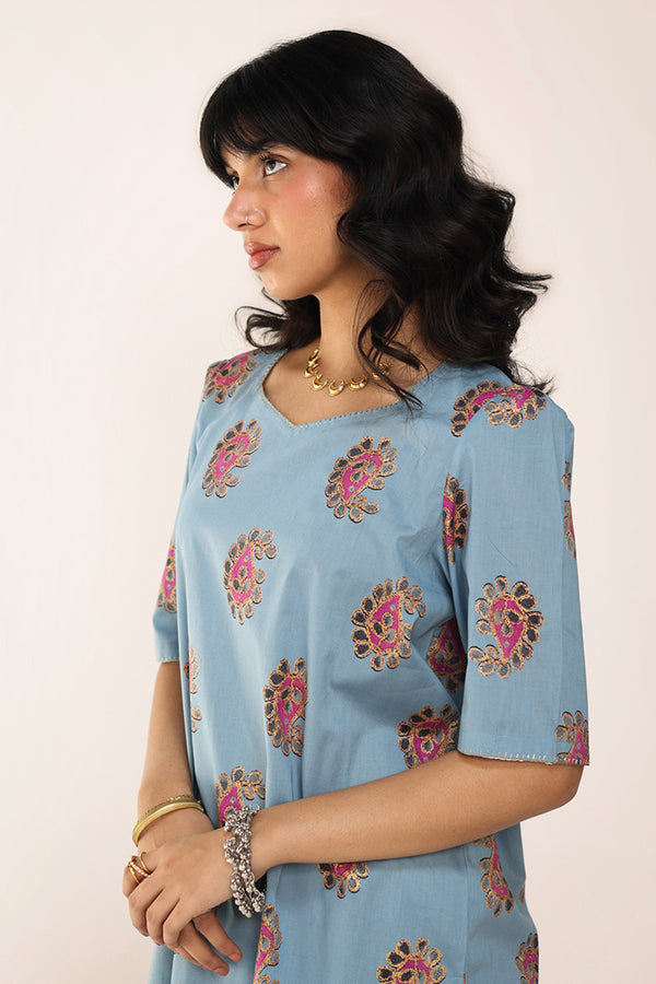 Zarnoor Gotta Glow Suit