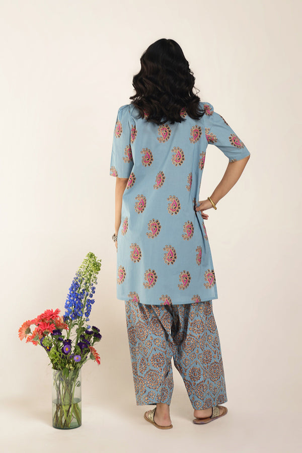 Zarnoor Gotta Glow Suit