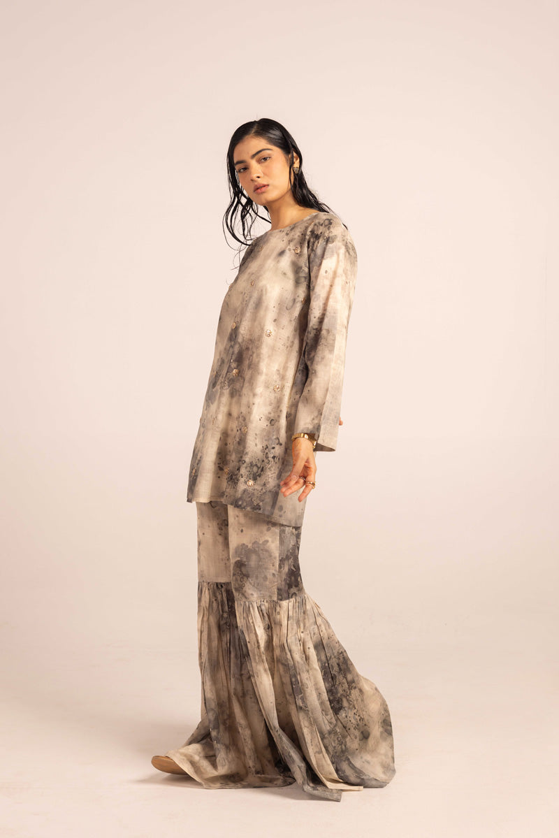 Splash Tastic Gota Glint Gharara Set