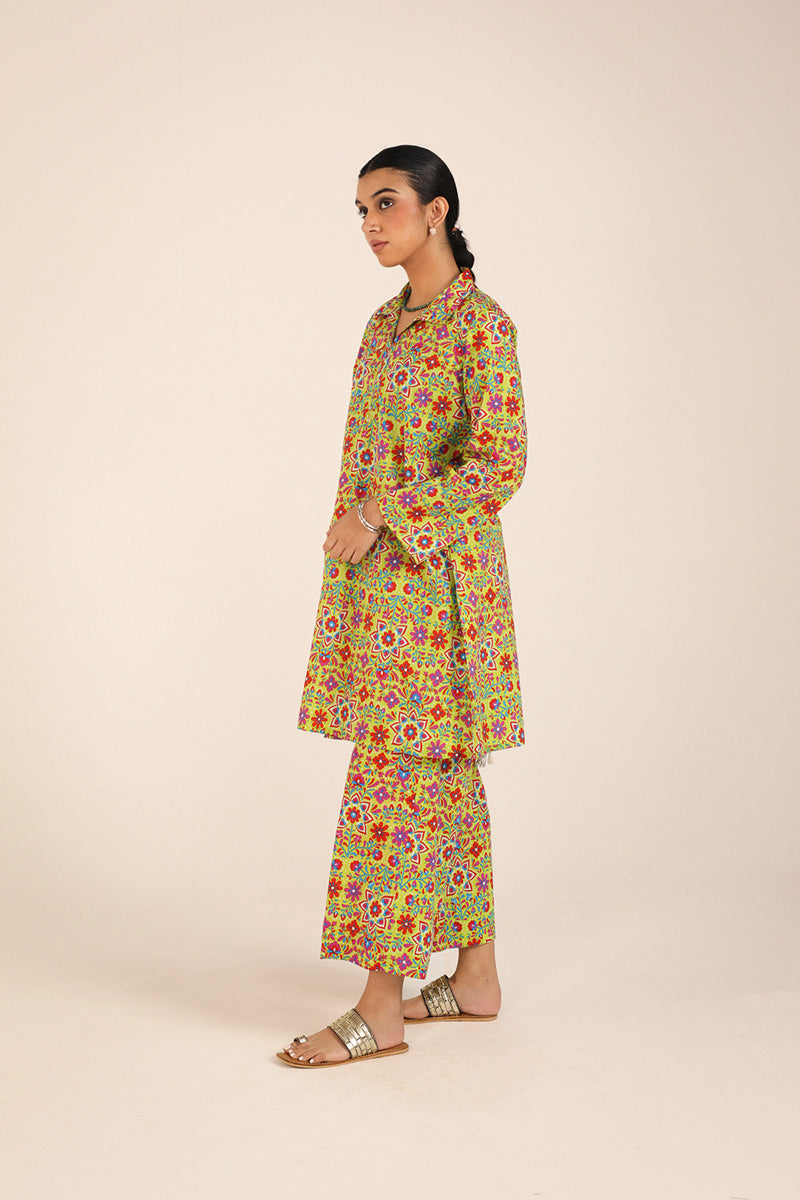 Bold Mexican floral ensemble