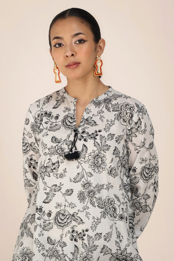 Floral Raffine Roshni Ensemble
