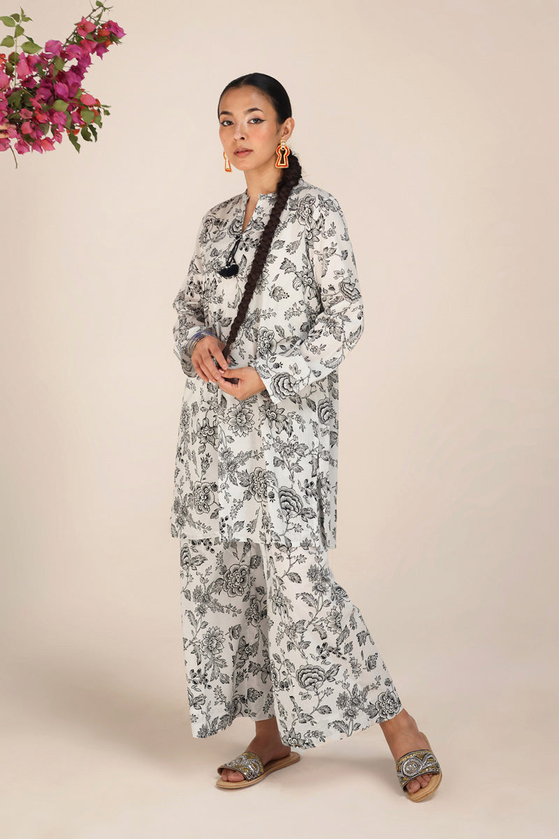 Floral Raffine Roshni Ensemble