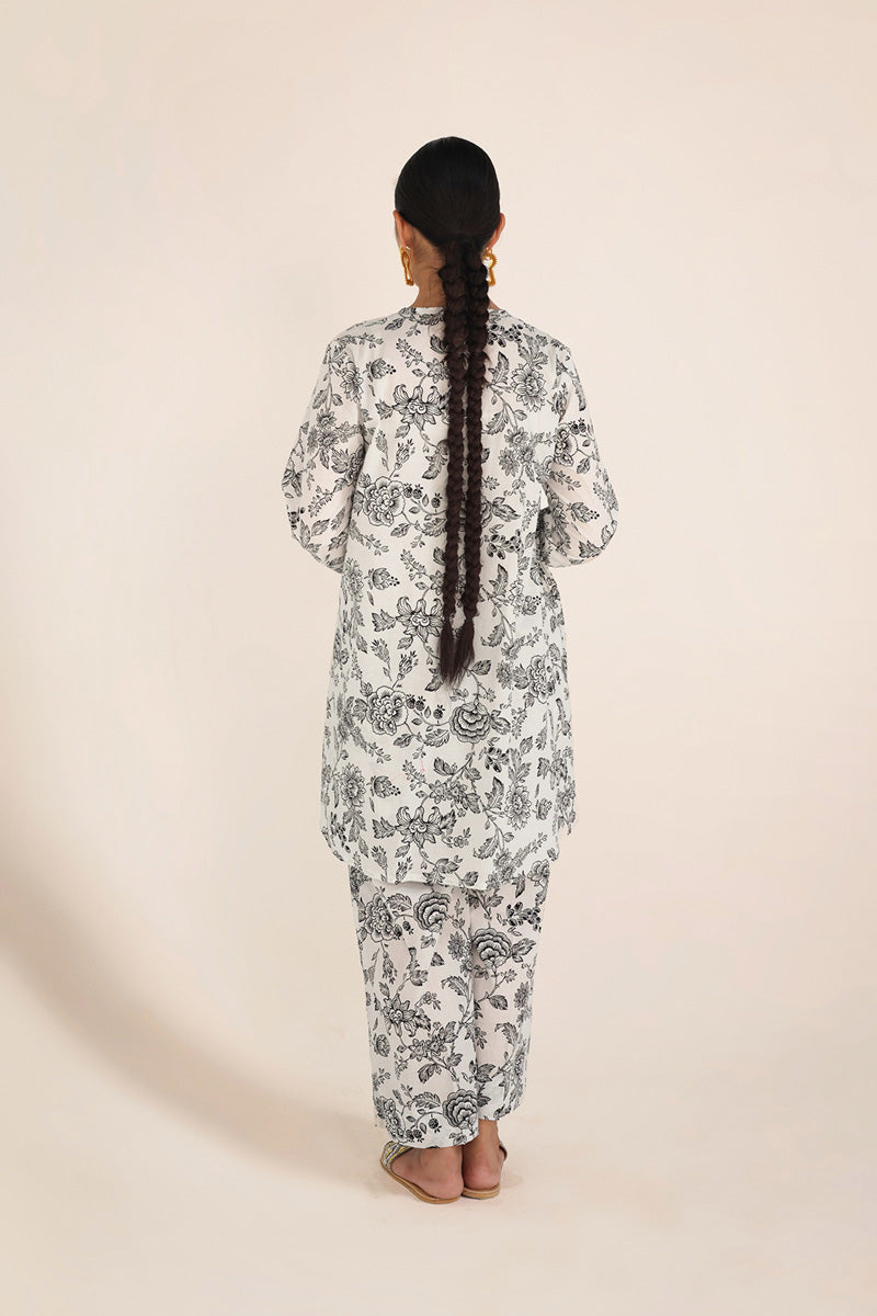 Floral Raffine Roshni Ensemble