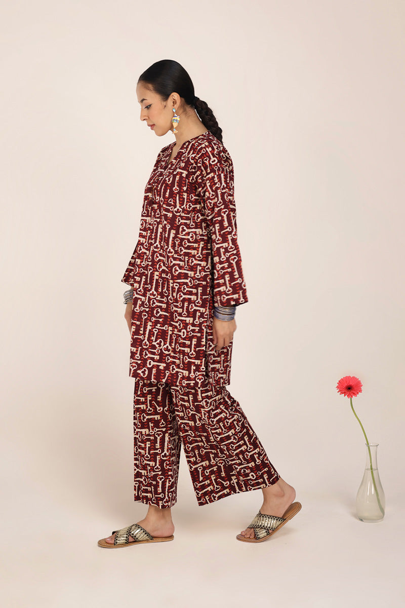 Key to the Past Tasseled Duo