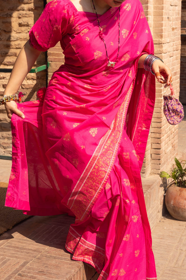 Zarqash Jacquard Majesty Saree