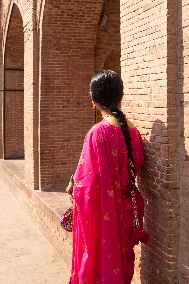 Zarqash Jacquard Majesty Saree