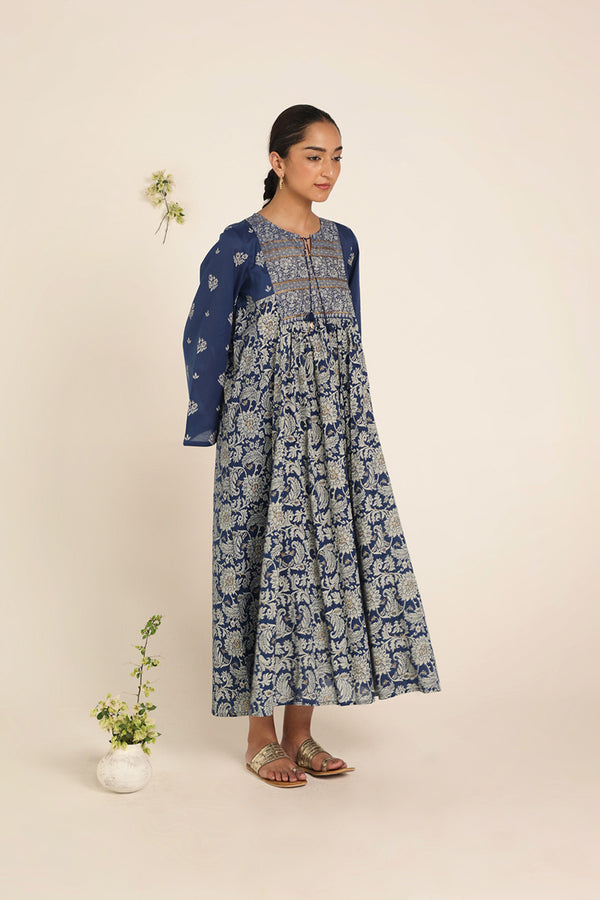 Jacquard Majesty Gold Whirl Frock