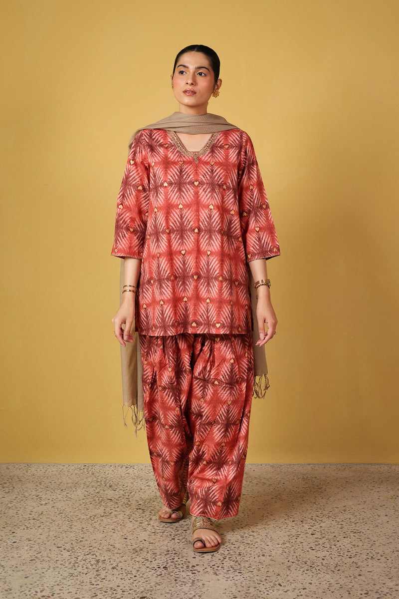 Dye Heart Gilded Hues Ensemble