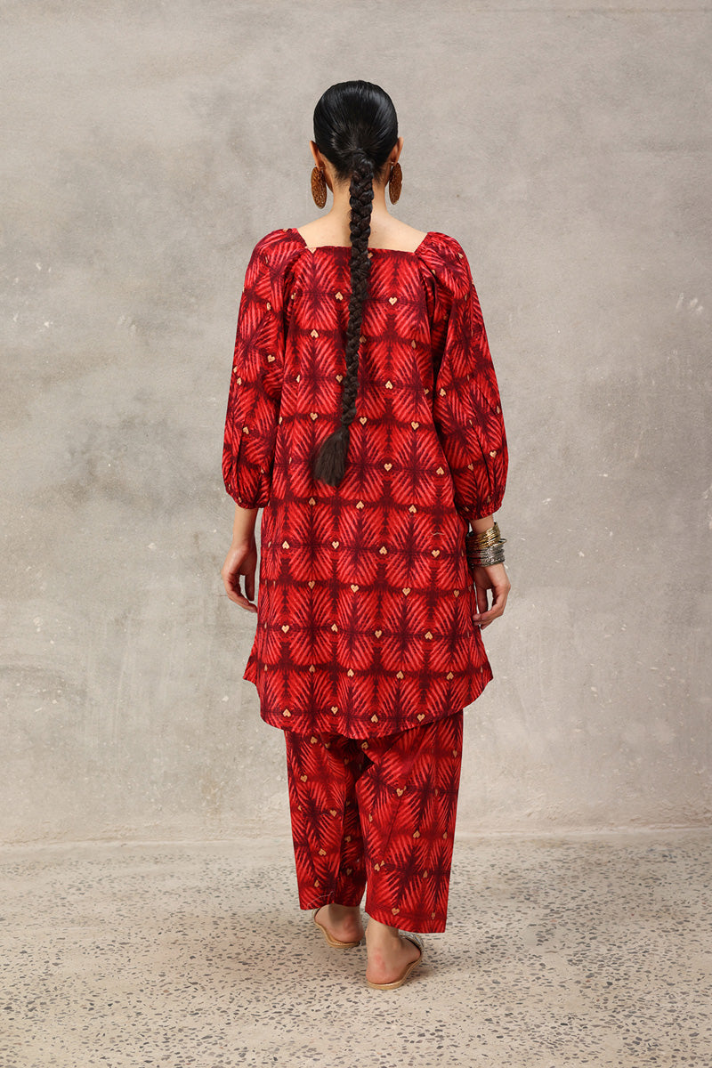 Glided Dye Heart Ensemble