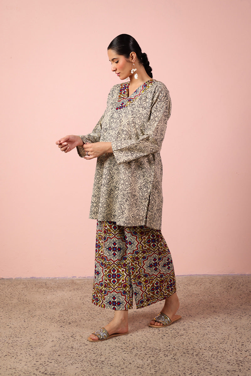 Persian Tiles Mosaic Ensemble
