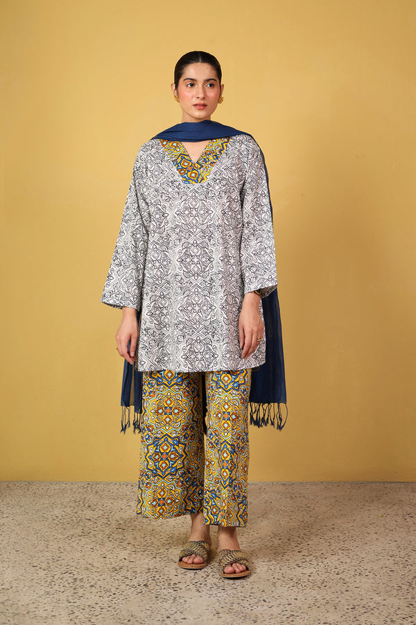 Persian Tiles Mosaic Ensemble