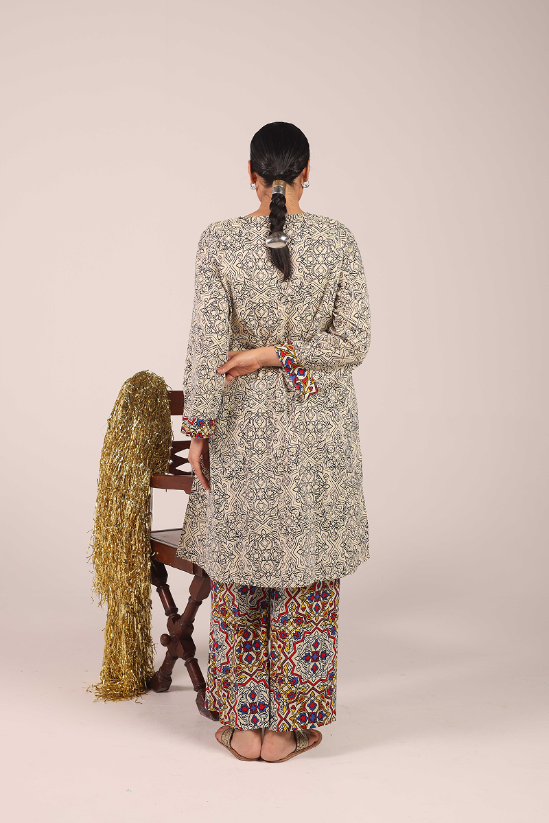 Persian Tiles Chic Ensemble