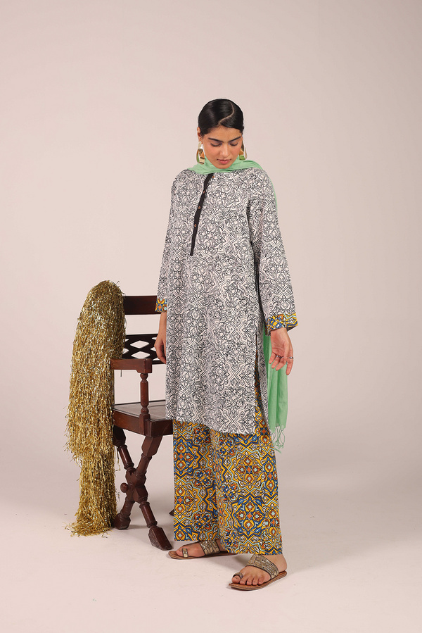 Persian Tiles Chic Ensemble