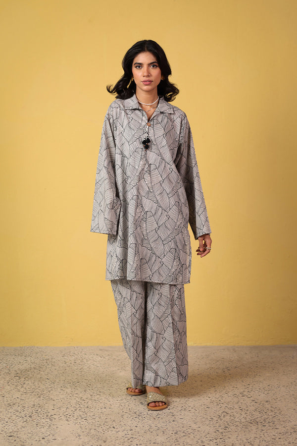 Foliage Tassel Tale Duo