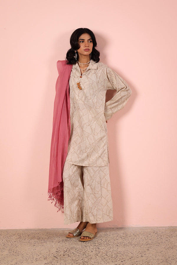 Foliage Tassel Tale Duo