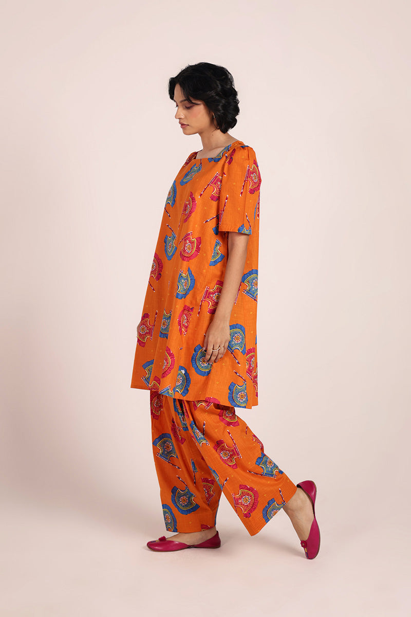 Traditional Pankha Style Duo