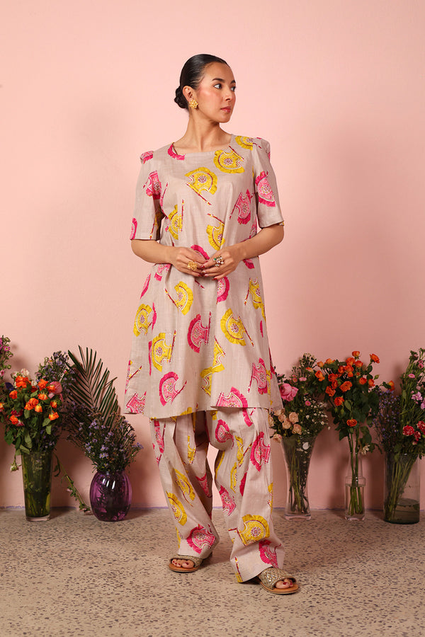 Traditional Pankha Style Duo