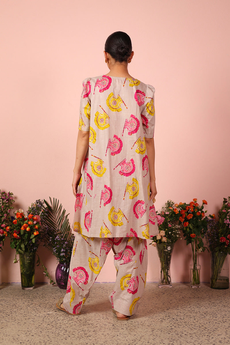 Traditional Pankha Style Duo