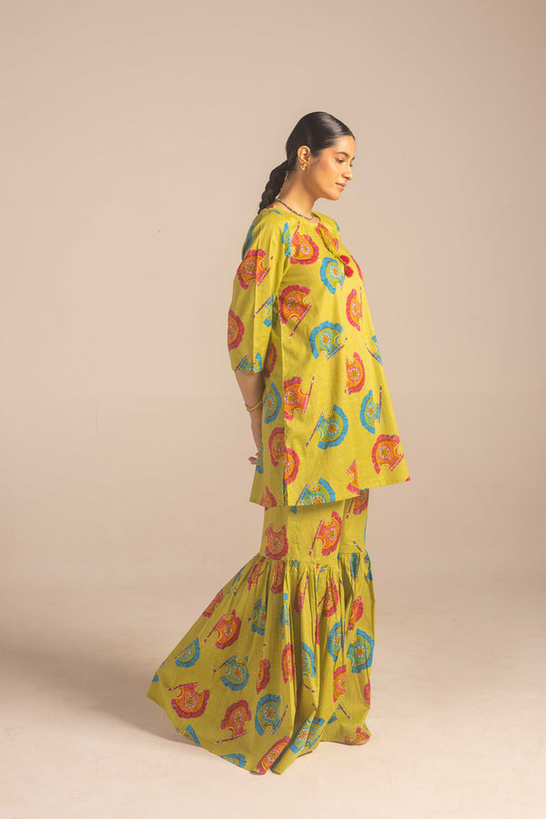 Traditional Pankha Gharara Set
