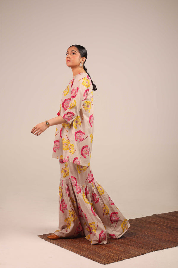 Traditional Pankha Gharara Set