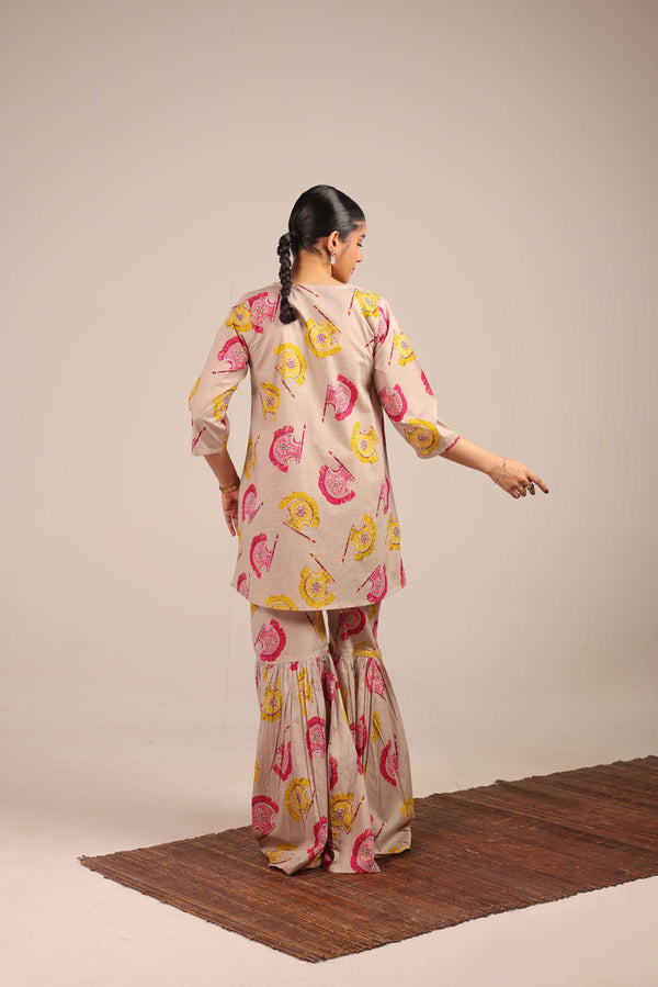 Traditional Pankha Gharara Set