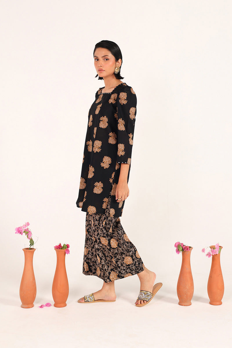 The Sheen Rose Diaries Duo