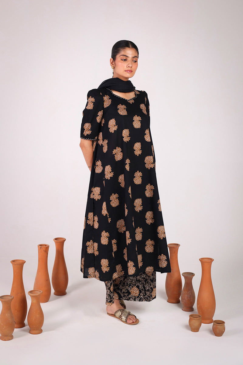 The Rose Diaries Dew Ensemble