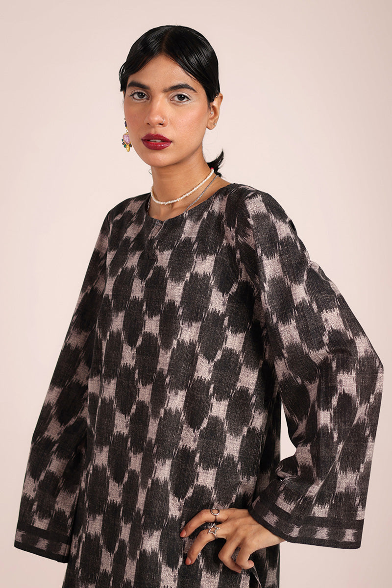 Ikat Illusion Ensemble