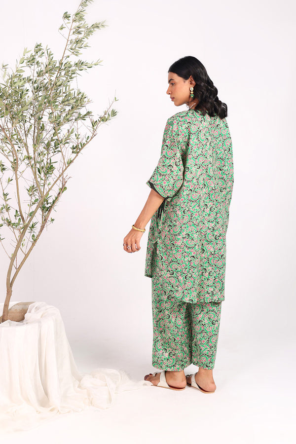 Printed Saru Ensemble