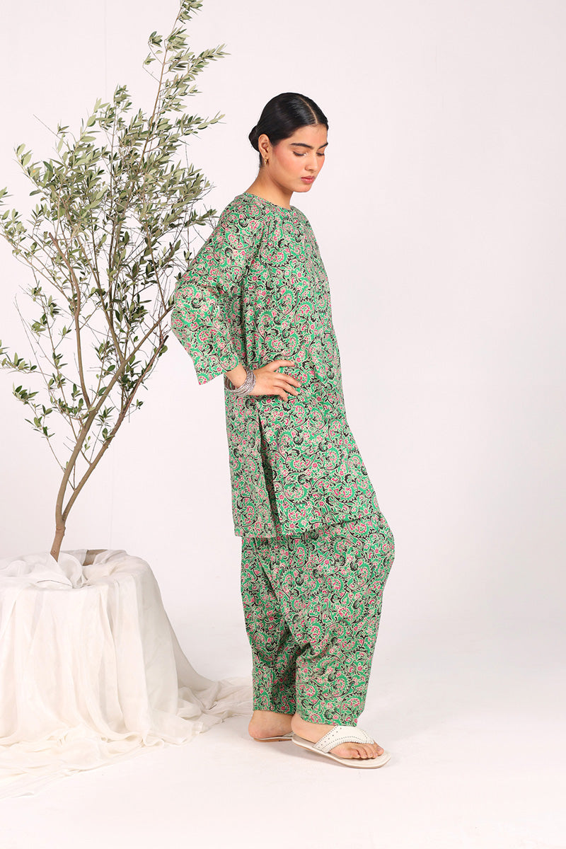 Mukaish Mirage Saru Ensemble