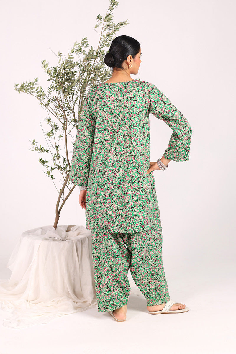 Mukaish Mirage Saru Ensemble