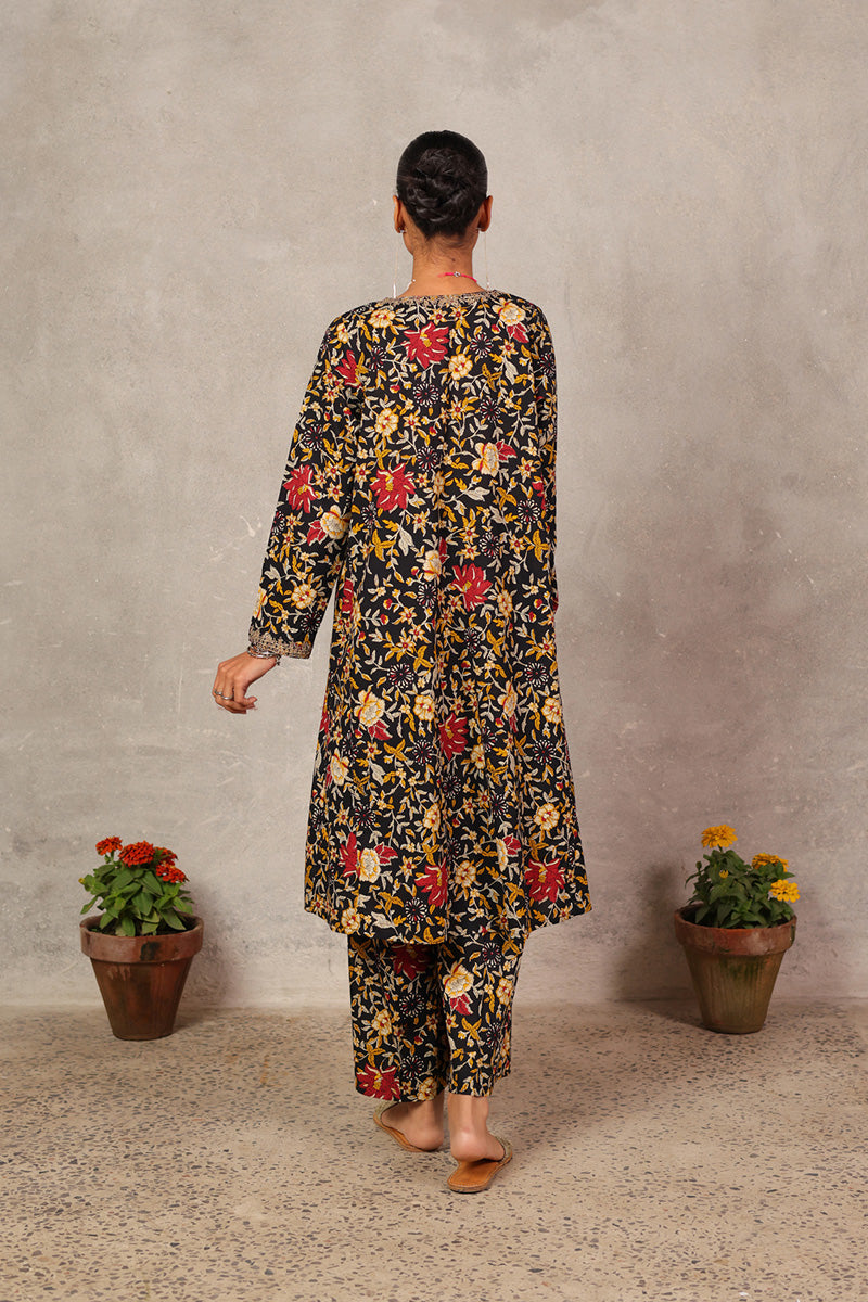 Amber Blooming Bagh Set